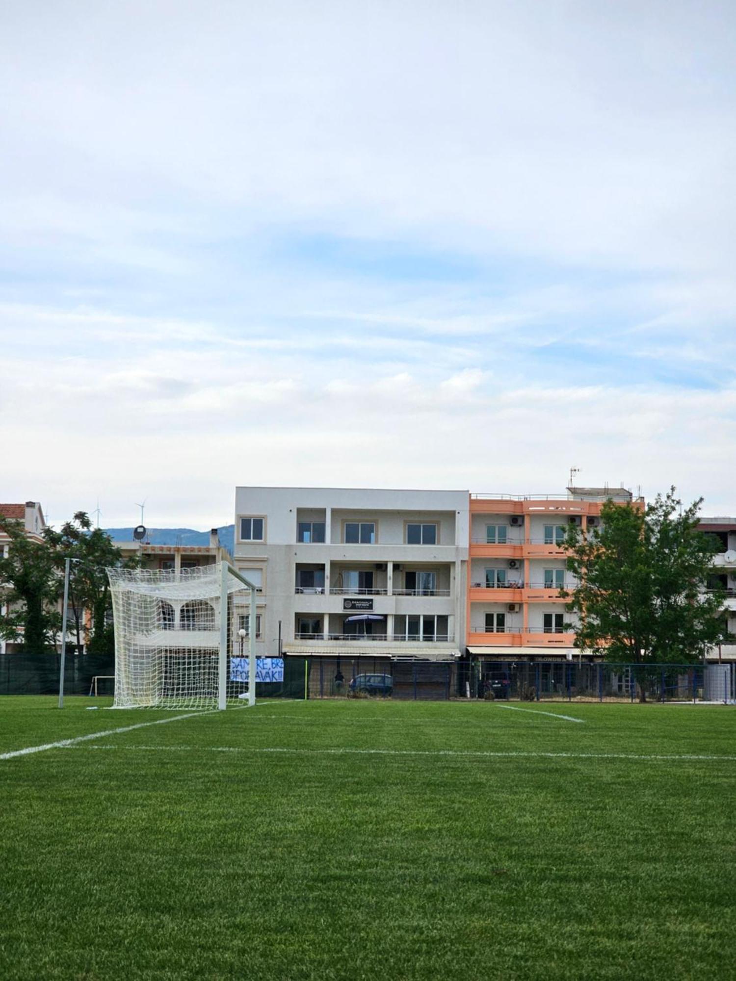 Beach Walk Apartments 乌尔齐尼 外观 照片